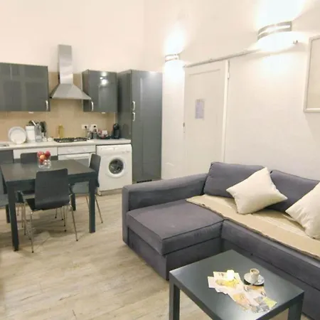 Loft Nearby Polimoda Apartment